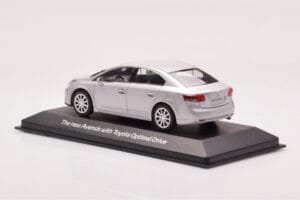Toyota Avensis T270 Srebrna Minichamps 1:43 403166903 Kovina – slika 3 od 4