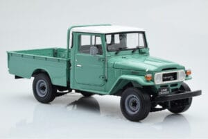 Toyota Land Cruiser 40 4x4 Pickup Zelen Kyosho 1:18 08958FG Kovina – slika 6 od 8