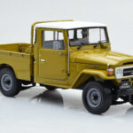 Toyota Land Cruiser 40 4x4 Pickup Oljčna Kyosho 1:18 - image 6 of 8