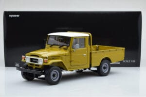 Toyota Land Cruiser 40 4x4 Pickup Oljčna Kyosho 1:18 08958K Kovina – slika 8 od 8