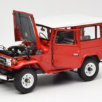 Toyota Land Cruiser FJ40 Van Rdeč Kyosho 1:18 - image 2 of 8