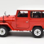 Toyota Land Cruiser FJ40 Van Rdeč Kyosho 1:18 - image 4 of 8