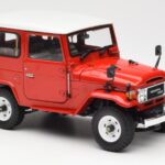 Toyota Land Cruiser FJ40 Van Rdeč Kyosho 1:18 - image 6 of 8
