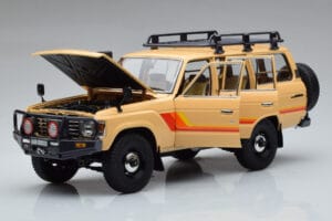 Toyota Land Cruiser 60 Bež Z Opcijskimi Deli Kyosho 1:18 08956XBE Kovina – slika 2 od 12