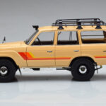 Toyota Land Cruiser 60 Bež Z Opcijskimi Deli Kyosho 1:18 - image 4 of 12