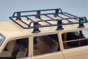 Toyota Land Cruiser 60 Bež Z Opcijskimi Deli Kyosho 1:18 08956XBE Kovina – slika 8 od 12