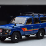 Toyota Land Cruiser 60 Moder Z Opcijskimi Deli Kyosho 1:18 - image 11 of 11