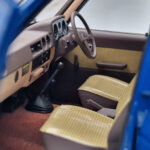 Toyota Land Cruiser 60 Moder Z Opcijskimi Deli Kyosho 1:18 - image 10 of 11