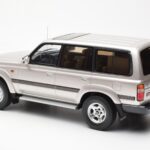 Toyota Land Cruiser HDJ80 Bež Metalik Otto 1:18 - image 5 of 6