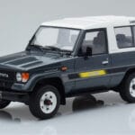 Toyota Land Cruiser LJ73 Siv Otto 1:18