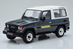 Toyota Land Cruiser LJ73 Siv Otto 1:18