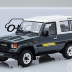 Toyota Land Cruiser LJ73 Siv Otto 1:18 - image 6 of 6