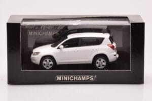 Toyota RAV4 XA30 Bel Minichamps 1:43 400166571 Kovina – slika 4 od 4