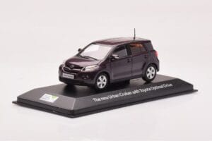 Toyota Urban Cruiser Vijolična Metalik Minichamps 1:43 403166963 Kovina – slika 2 od 4