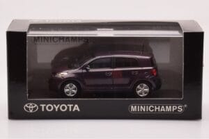 Toyota Urban Cruiser Vijolična Metalik Minichamps 1:43 403166963 Kovina – slika 4 od 4
