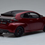 Toyota GR Yaris Rdeč Otto 1:18 - image 2 of 6