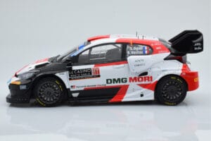 Toyota GR Yaris Rally1 #1 S. Ogier / B. Veillas Rally Monte Carlo 2022 IXO 1:18 18RMC151B Kovina – slika 3 od 6