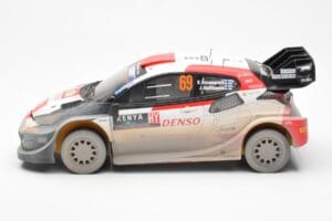 Toyota GR Yaris Rally1 #69 K. Rovanpera / J. Halttunen Safari Rally Kenya 2023 Dirty Version IXO 1:18 18RMC173B Kovina – slika 3 od 6