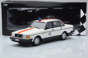Volvo 240 GL Policija Belgija Minichamps 1:18 155171492 Kovina – slika 6 od 6