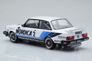 Volvo 240 Turbo Nordica #2 U. Granberg / T. Lindstrom ETCC Brno 1986 IXO 1:18 18RMC088 Kovina – slika 5 od 6