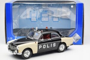 Volvo P121 Policija Revell 1:18 8904 Kovina – slika 8 od 8