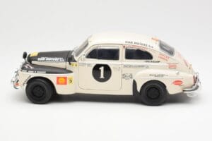 Volvo PV 544 Rally Revell 1:18 8922 Kovina – slika 4 od 8