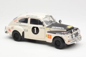 Volvo PV 544 Rally Revell 1:18 8922 Kovina – slika 6 od 8