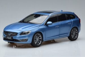 Volvo V60 D3 Power Moder FAW 1:18 9430839 Kovina