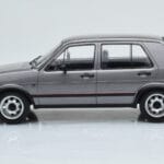 Volkswagen Golf GTI Mk2 Siv MCG 1:18 - image 3 of 6