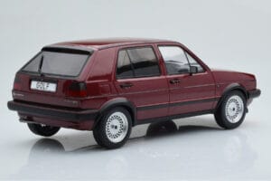 Volkswagen Golf GTI Mk2 Rdeč MCG 1:18 MCG18391 Kovina – slika 2 od 6