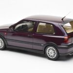Volkswagen Golf Mk3 VR6 Syncro Temno Vijolična Biser Otto 1:18 - image 5 of 6