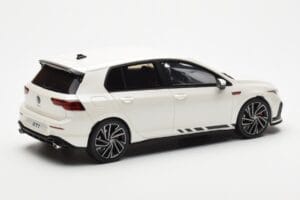 Volkswagen Golf GTI Mk8 Clubsport Bel Otto 1:18 OT986 Smola – slika 2 od 6