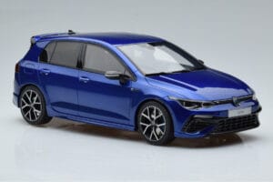 Volkswagen Golf Mk8 R Moder Otto 1:18 OT413 Smola – slika 4 od 6