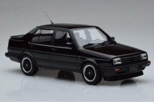 Volkswagen Jetta Mk2 Črn Otto 1:18 OT1021 Smola – slika 4 od 6