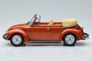 Volkswagen Beetle 1303 Kabriolet Oranžna Norev 1:18 188526 Kovina – slika 3 od 6