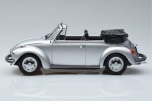 Volkswagen Beetle 1303 Kabriolet Srebrna Norev 1:18 188530 Kovina – slika 3 od 6