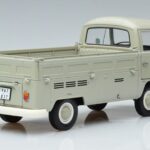 Volkswagen T2a Pickup Izdaja 50. Obletnice Schuco 1:18 450019800 Kovina - image 3 of 7