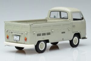 Volkswagen T2a Pickup Izdaja 50. Obletnice Schuco 1:18 450019800 Kovina – slika 3 od 7