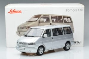 Volkswagen T4b Transporter Caravelle Minibus Schuco 1:18 450041500 Kovina – slika 8 od 8