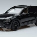 Volkswagen Touareg CR Črn FAW 1:18 LTC761021BLA Kovina