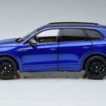 Volkswagen Touareg CR Modra FAW 1:18 LTC761021BLU Kovina - image 4 of 7