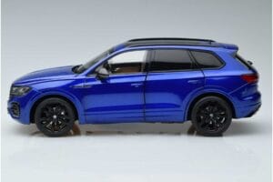 Volkswagen Touareg CR Modra FAW 1:18 LTC761021BLU Kovina – slika 4 od 7