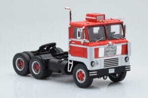 White 7400 Rdeč Srebrn IXO 1:43 TR170 Kovina – slika 3 od 5