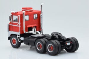 White 7400 Rdeč Srebrn IXO 1:43 TR170 Kovina – slika 4 od 5