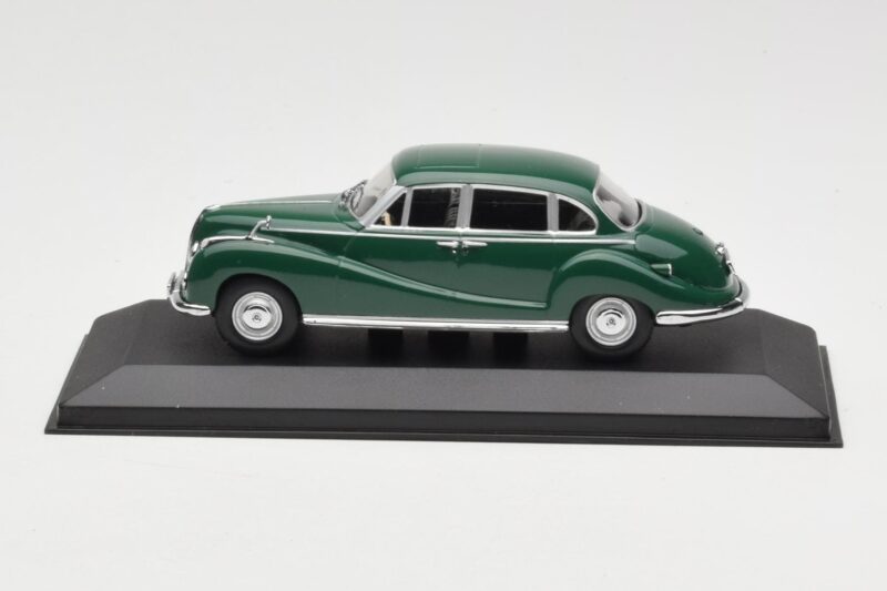 BMW 501 Zelena Vzorec Minichamps 1:43 BMW501 Kovina