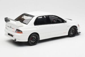Mitsubishi Lancer Evo VIII MR FQ-400 Bel Otto 1:18 OT777 Smola – slika 2 od 6