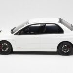 Mitsubishi Lancer Evo VIII MR FQ-400 Bel Otto 1:18 - image 3 of 6
