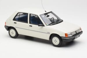 Peugeot 205 Junior Bela Otto 1:18 OT463 Smola – slika 4 od 6