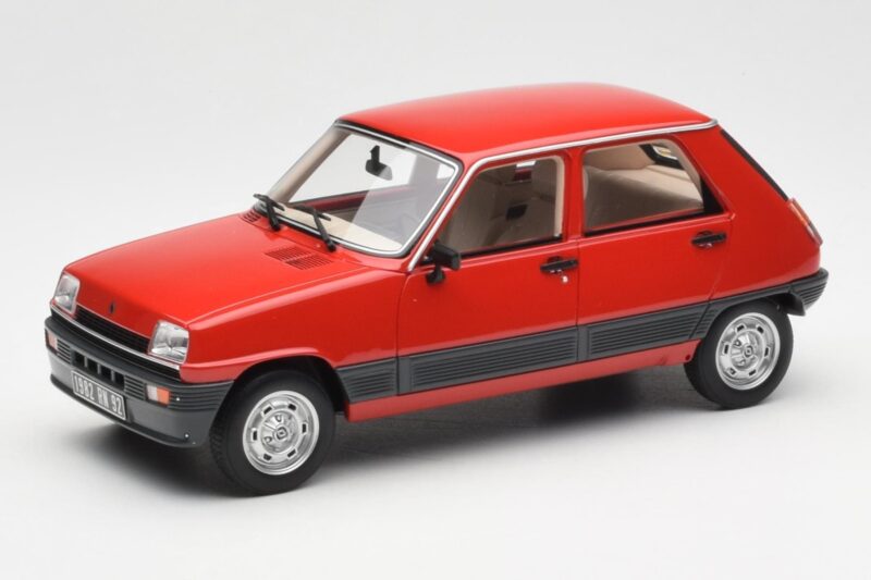 Renault 5 GTL Rdeč Otto 1:18 OT1147 Smola