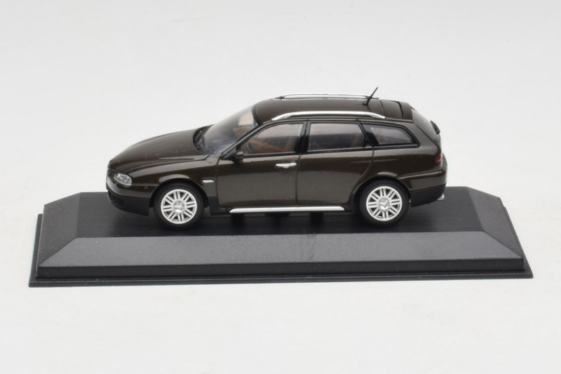 Alfa Romeo 159 Brooklands Green Minichamps 1:43 400120411 Kovina